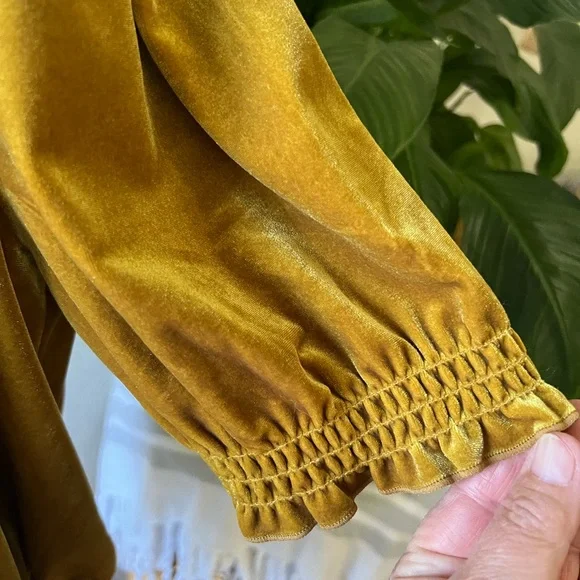 Madewell Gold top - Picture 3 of 8